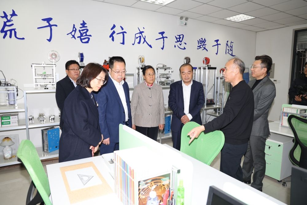 AB3A4340_副本.jpg william威廉亚洲官方
